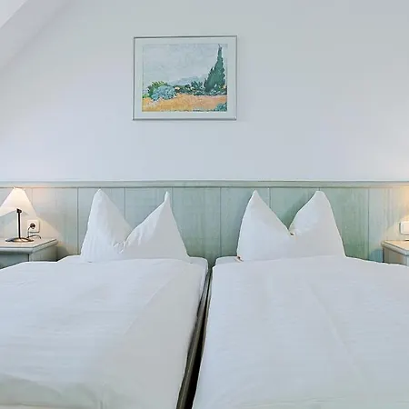 Hotel Der Insulaner - & Restaurant 3*